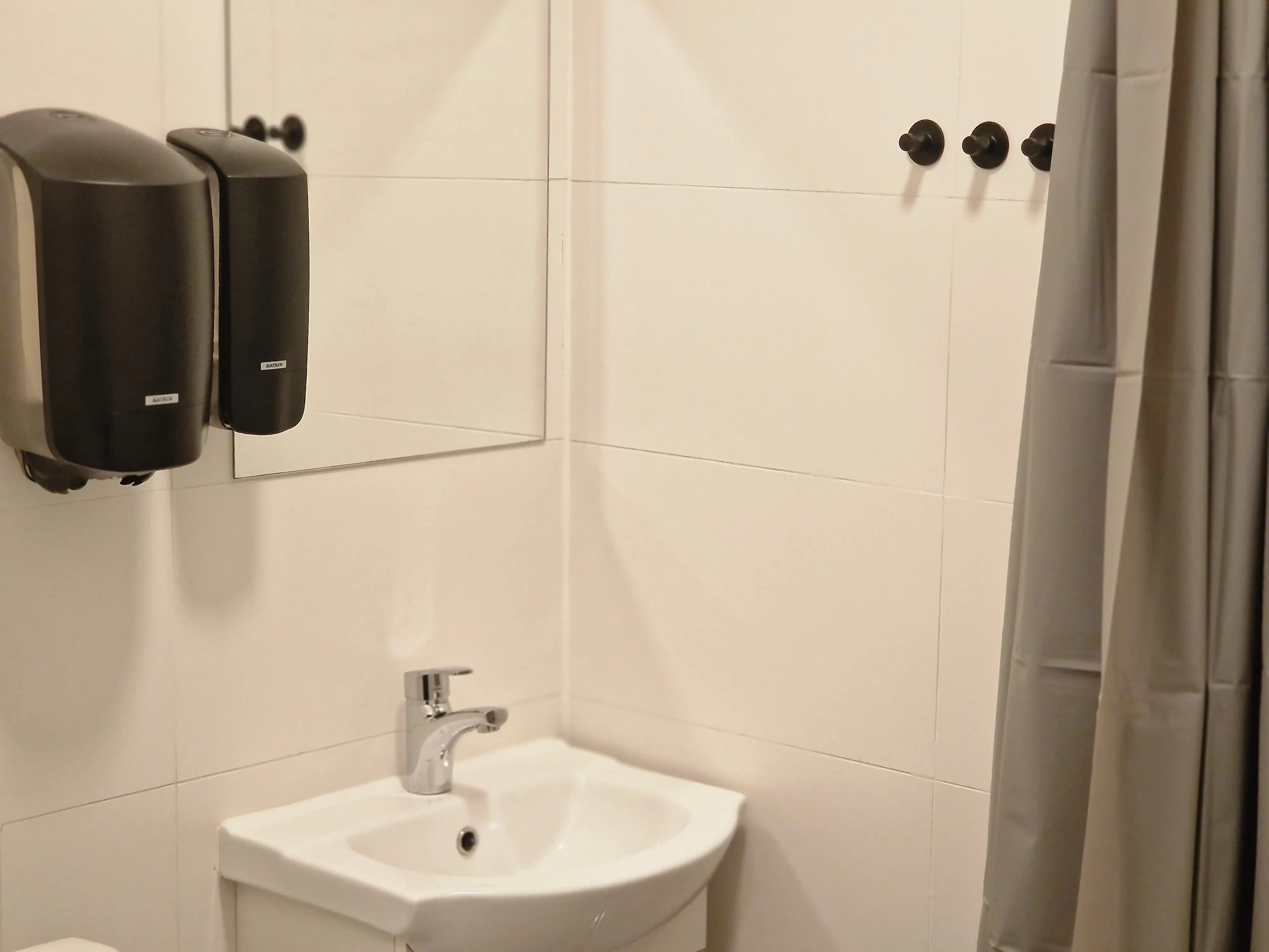 Handfat i delat badrum